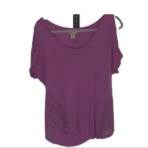 Eyelash couture lace Top Sz Med